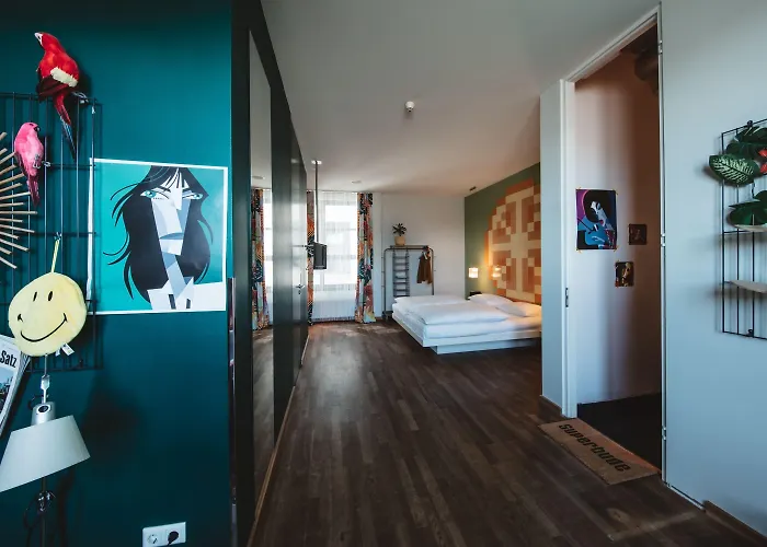 Superbude Altona Hotel 3*
