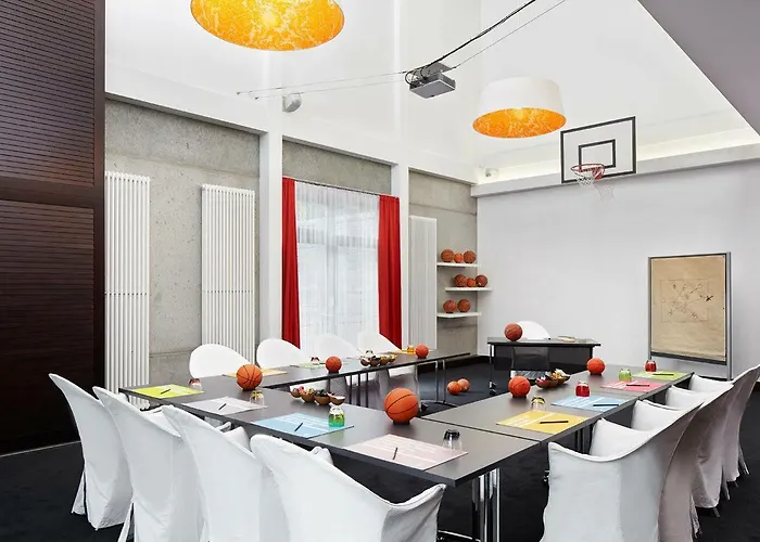 Superbude Altona Hotel 3*